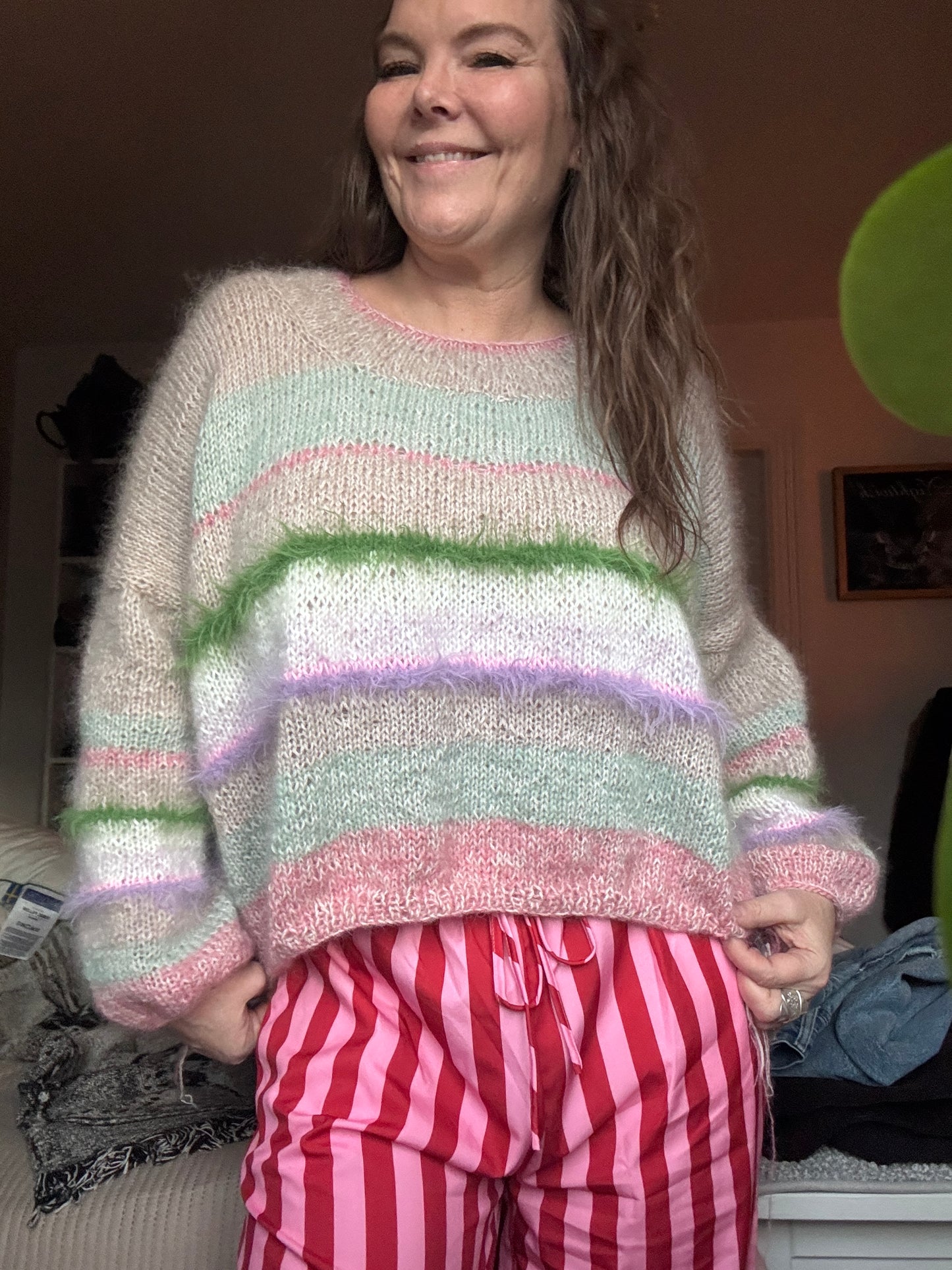 Feather knit