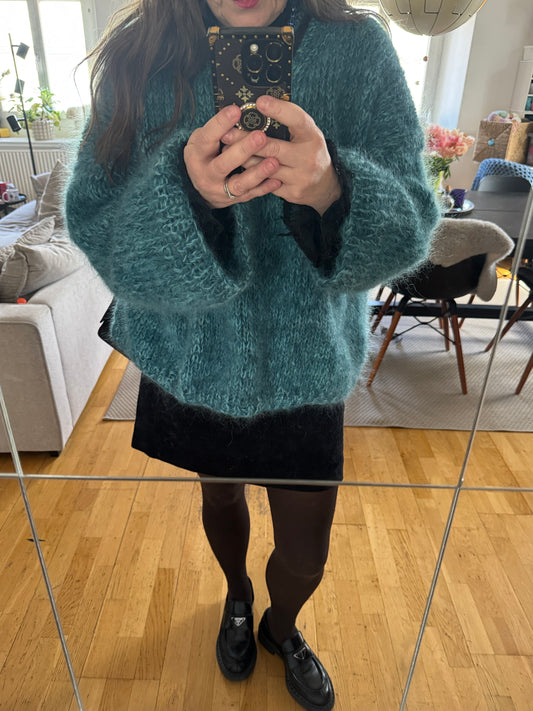 Lovely chunky mohair knit in petrol color